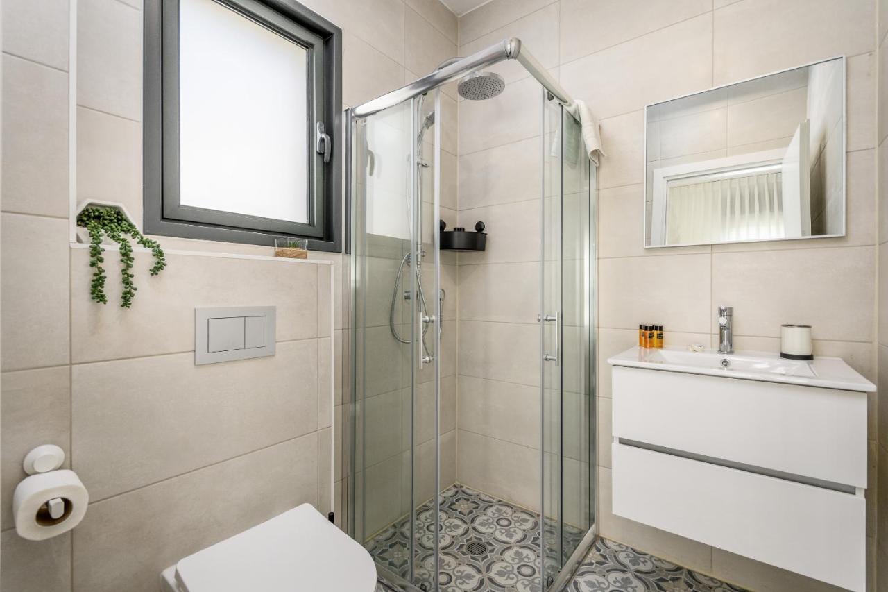 Luxurious Huge 2Bdr&2Bth W Parking- Mahne Yehuda Sea-U 耶路撒冷 外观 照片